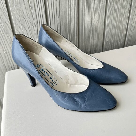 Vintage Bruno Magli Italy Slate Blue Pumps 38.5 / US 8 Leather Heels Blue Soles - Picture 5 of 16